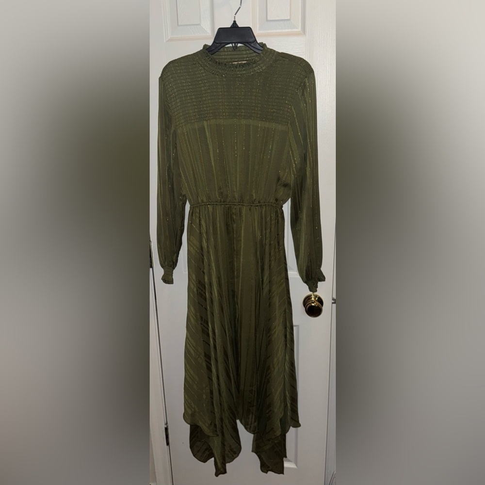 NANETTE NANETTE LEPORE
Smocked Handkerchief Hem Midi Olive Green Dress - Picture 4 of 9